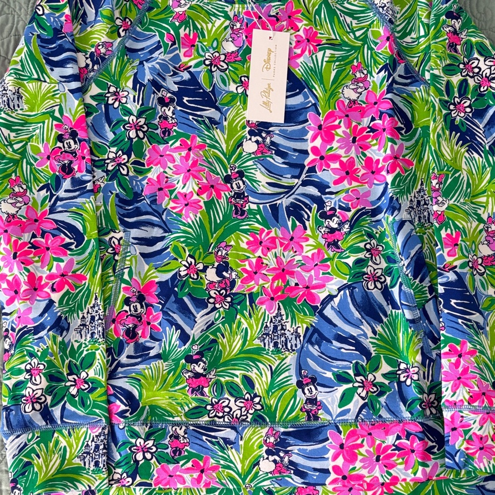 Lilly Pulitzer Loves Disney Dreamin LS- Firm price